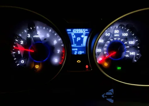 2015 Hyundai Veloster z USA, uszkodzony, nr VIN KMHTC6AD5FU228484